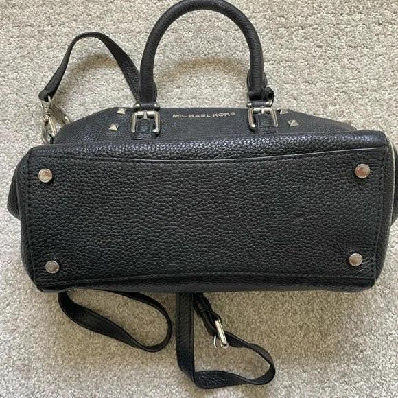 Michael Kors Black Studded Women's Bag - Picture 3 of 4